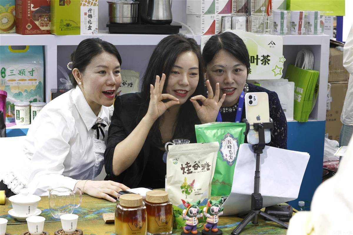 宏什么棋牌